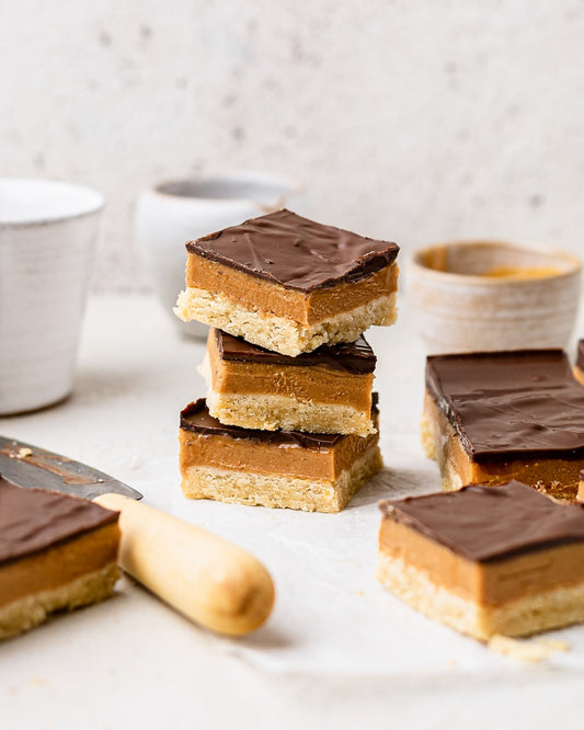 Cashew Caramel Collagen Millionaire Shortbread Bars Recipe