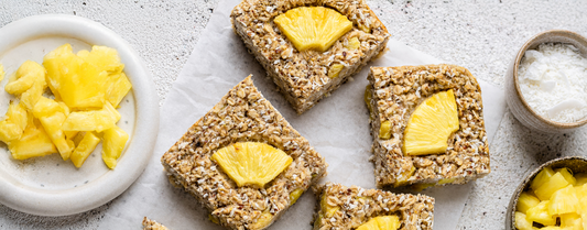 Pineapple and Coconut Collagen Baked Oats Recipe